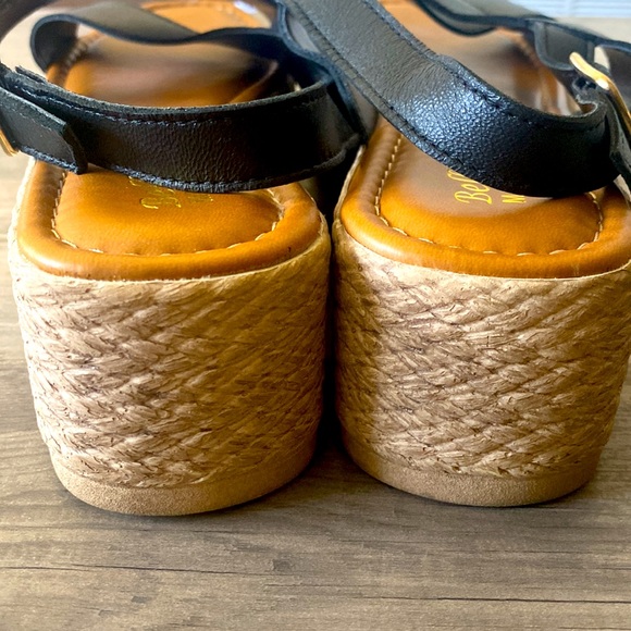 Bella Vita platform espadrilles size 11W - Picture 8 of 8